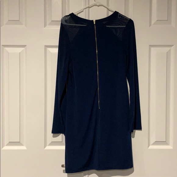 Express dress - Picture 2 of 3